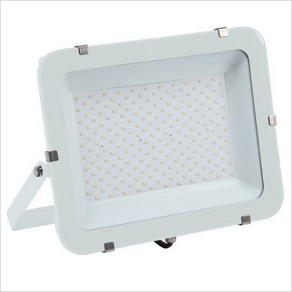 Gros Projecteur LED Extérieur 300W 3000 Lumen Spot Phare IP65 froide  blanche